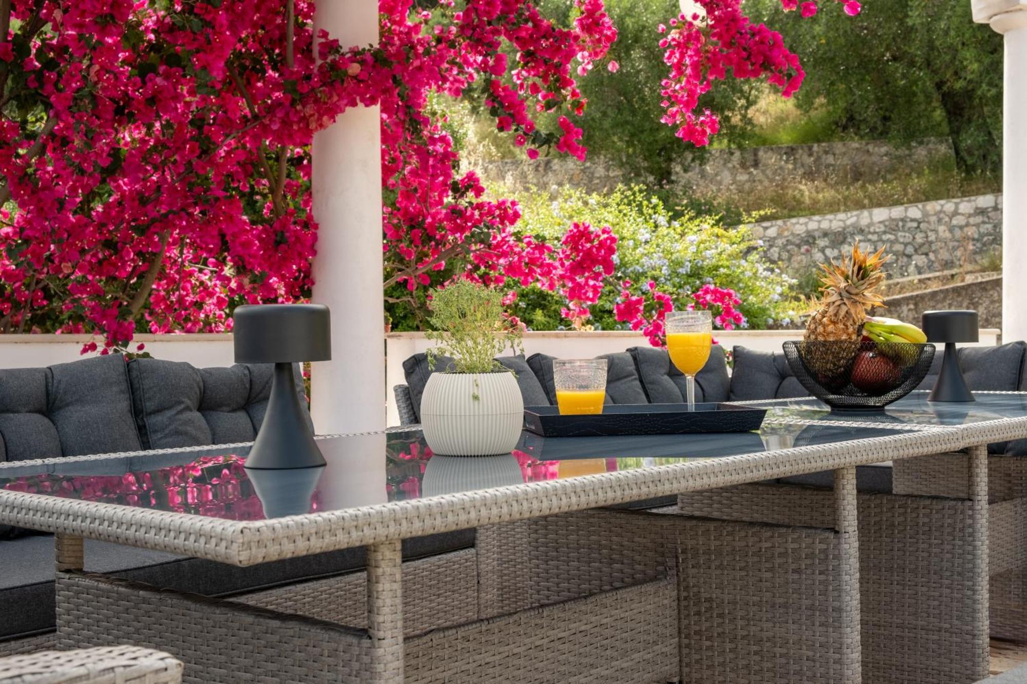 Cecilia Exclusive Corfu Villa *