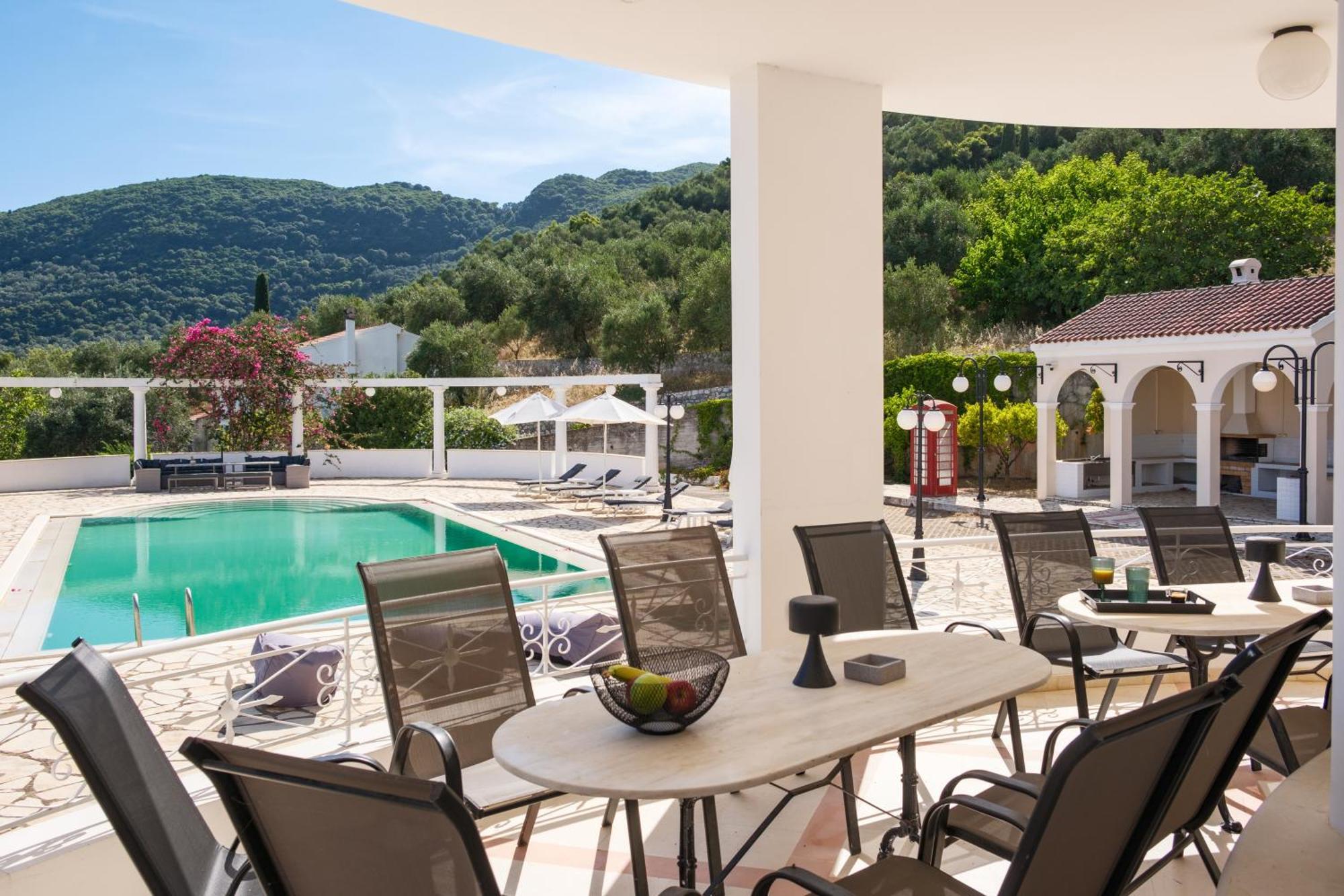 Cecilia Exclusive Corfu *